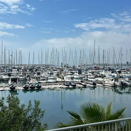 Appartement Locos With Sea View